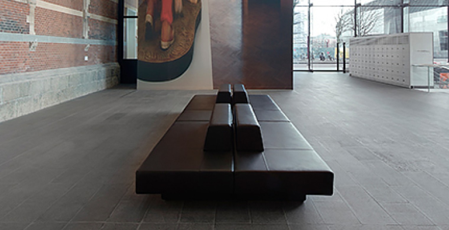 AVL Glyder sofa 240_ Stedelijk Museum Amsterdam