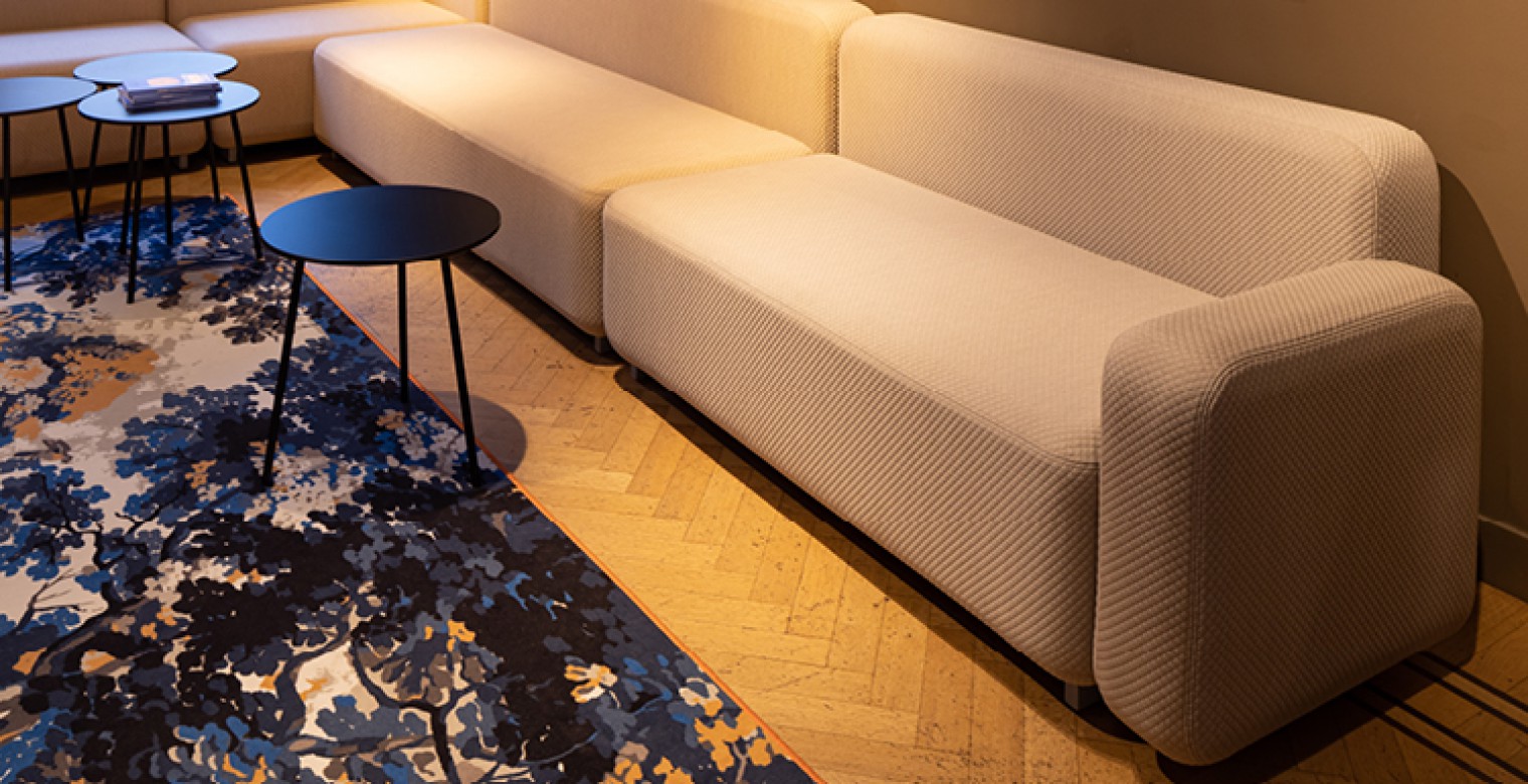 Balance sofa_ detail of the modular sofa system