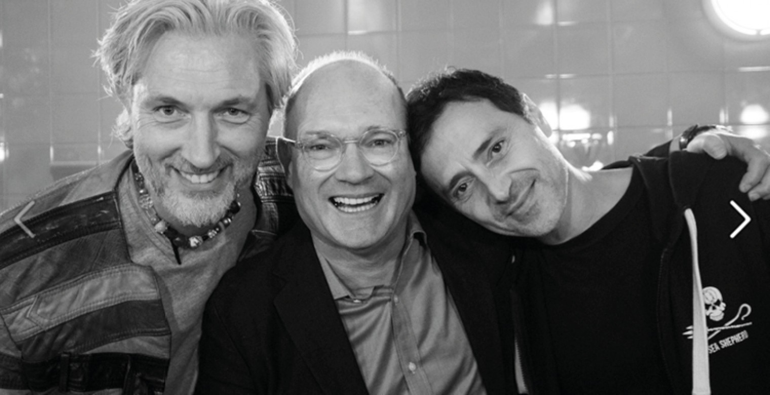 People Friends of Lensvelt; Hans Lensvelt flanked by Marcel Wanders (l) and Fabio Novembre